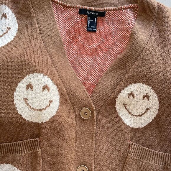 Forever 21 smiling face heavy thicker brown cardigan sweater - Picture 5 of 5